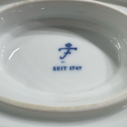 Porcelain Fürstenberg sauce boat like new, German rococo design