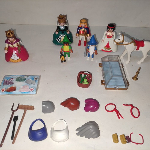 Playmobil 4211 Snow White playset 2005 with extra figure