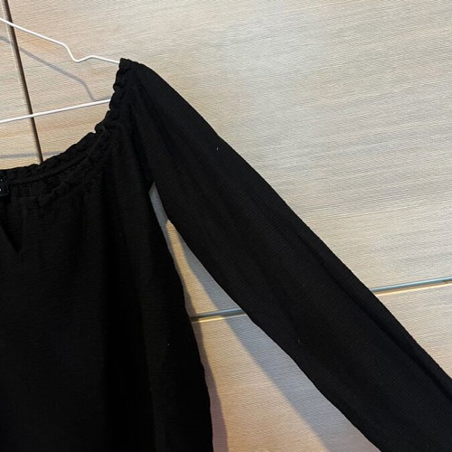 Bershka black off-shoulder blouse like new, XS-S