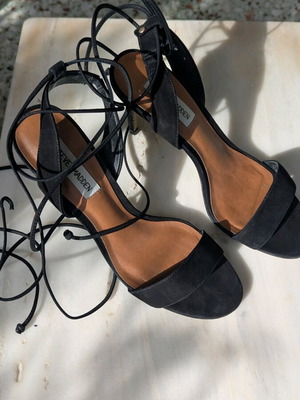 Πέδιλα Steve Madden μαύρα σαν καινούργια, μέγεθος 39