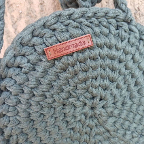 Knitted cotton crossbody bag khaki 19x19cm with fringes new