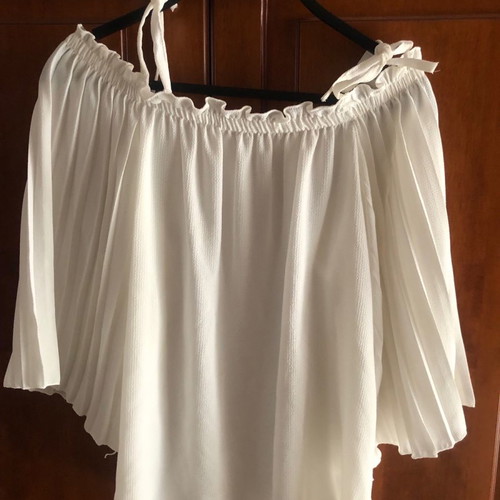 Women's shirt with wide pleated sleeves size M