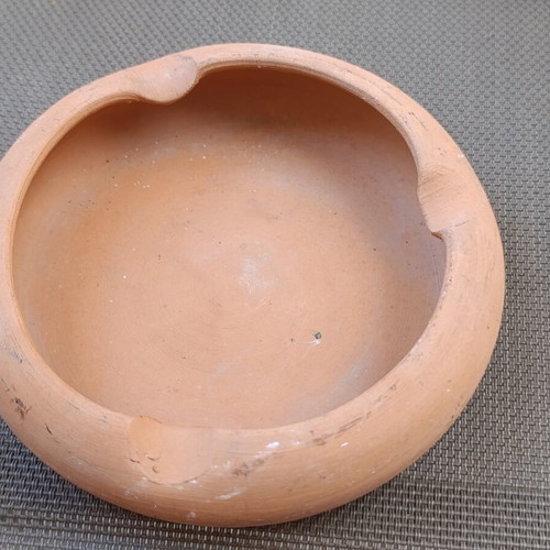 Vintage ceramic ashtray 1980s, 13.5 cm diameter