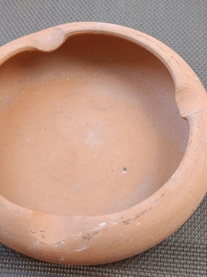 Vintage ceramic ashtray 1980s, 13.5 cm diameter