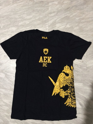 Tshirt AEK BC authentic, like new, size Small