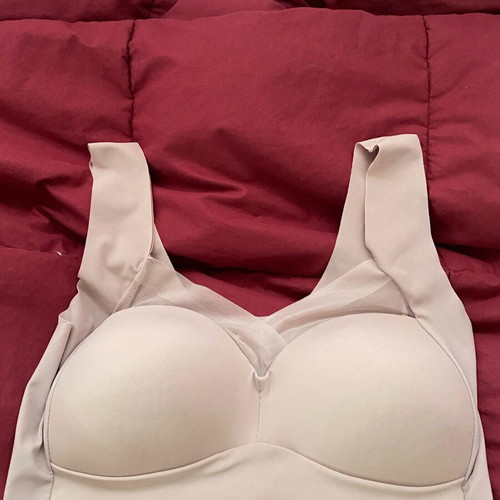 Seamless sports bra XL like new, black and beige