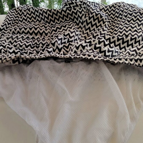 PCP Clothing men's swim shorts size L like new, black and white