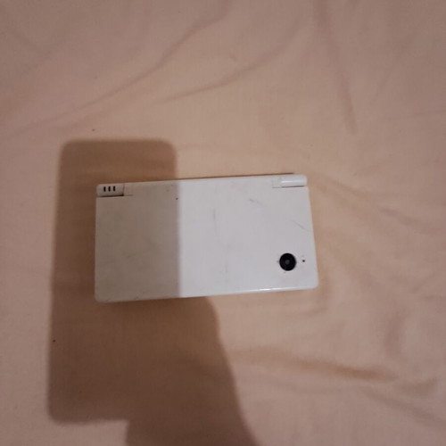 Nintendo DS broken from 2008, used
