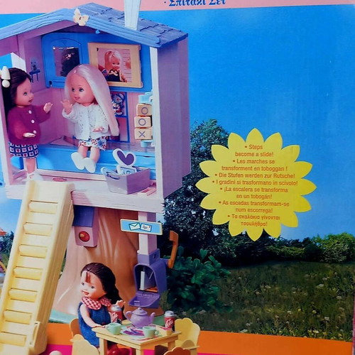 Shelly Kelly Club Lots of Secrets Clubhouse sealed, new Mattel