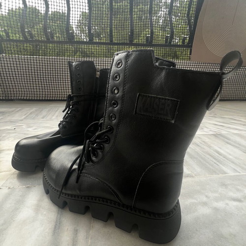 Kaiser black boots narrow fit, size 40, new