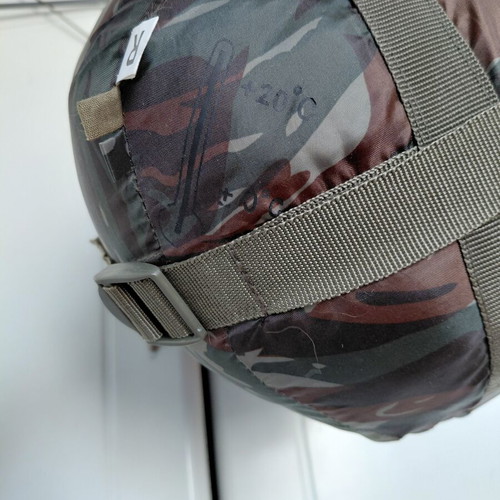 Sleeping bag Survivors like new