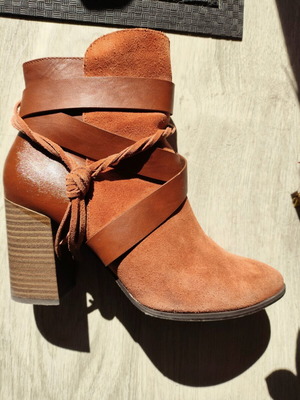 Tamaris ankle boots size 39 used, leather and suede, brick color