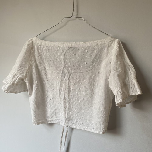 Na-Kd white crop top blouse with front ties and side zipper