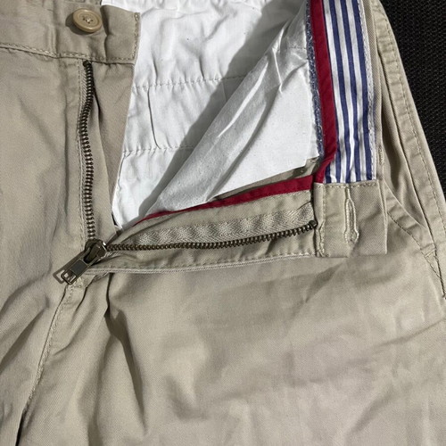 Tommy Hilfiger shorts Bermuda Size:34