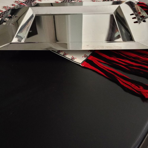 Stainless steel tray like new, modern design 42x26 cm