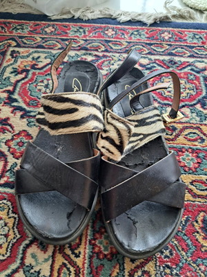 Chaniotakis leather sandals used, size 37, black with multicolor details