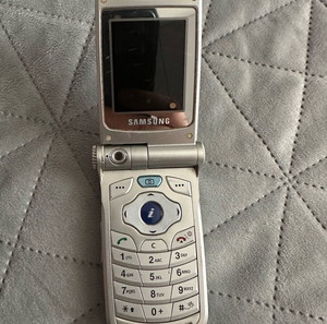 Samsung SGH-V200