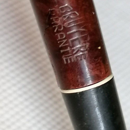 Vintage Bruyere Garantie collectible smoking pipe used