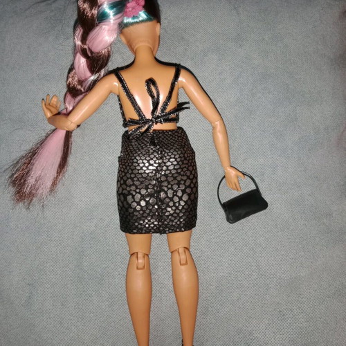 Fashion doll set for curvy type like new