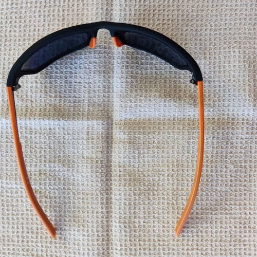 Solo-Solis NDL5005 sunglasses new with orange arms and black front