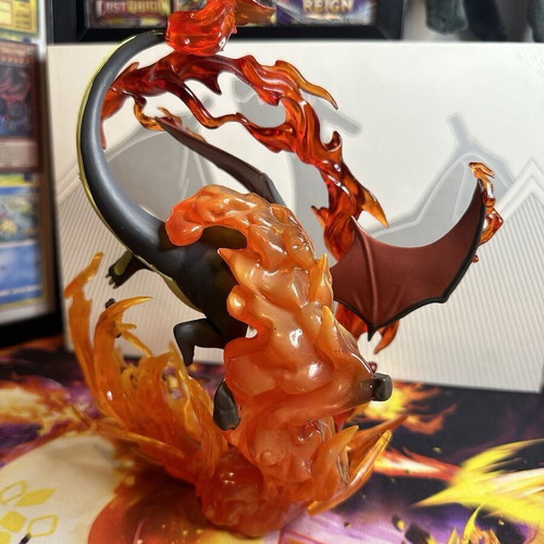 Pokemon Shiny Charizard figure like new