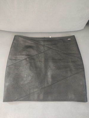 Pepe jeans medium φούστα μίνι δερματινη σε άριστη κατασταση