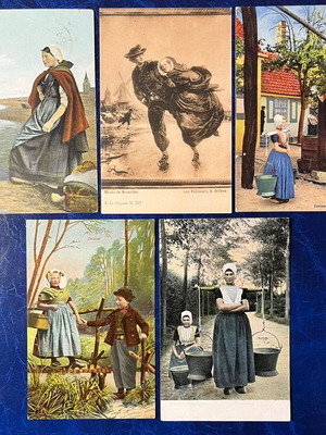 Set of 5 postcards with traditional scenes from the Netherlands like new
