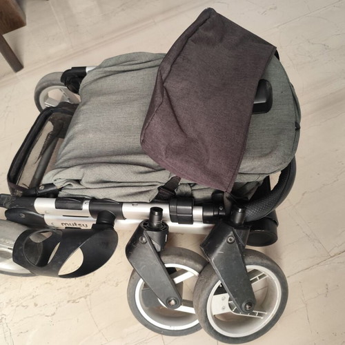 Mutsy Nexo stroller used with cup holder and organizer