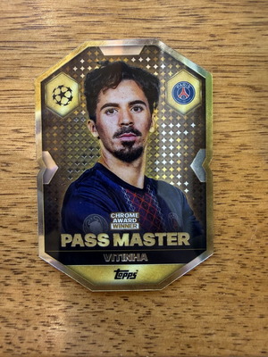 Vitinha Chrome Award Topps football card brand new
