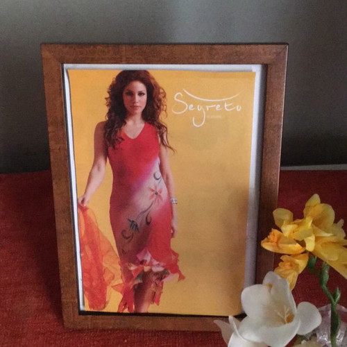 Wooden frame new 23x17cm