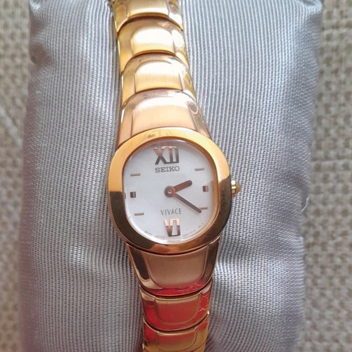 Seiko wristwatch women's new gold pink authentic