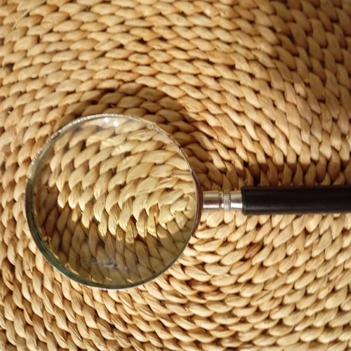 Vintage magnifying glass like new, 17 cm height, 8 cm diameter