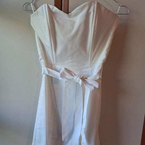 H&M white mini strapless dress with belt