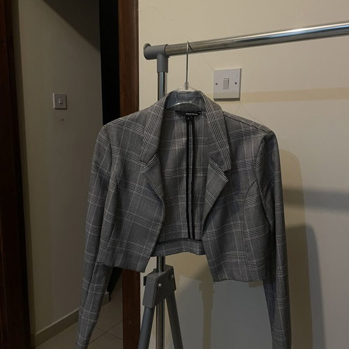 Cropped blazer new from Tally Weijl size XS-Small black and grey