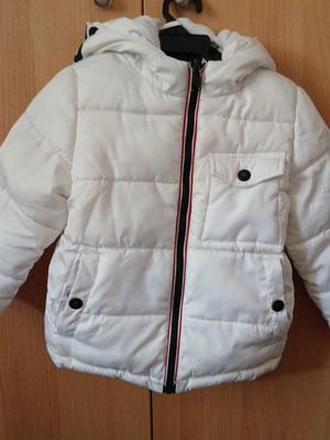 DKNY kids jacket like new for 2-3 years old