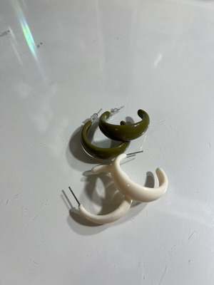 Hoop earrings set of 2 pairs like new, beige and green