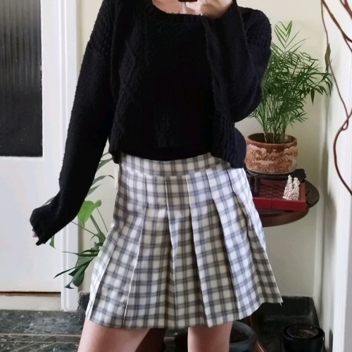 Black crop sweater Stradivarius used with knit pattern