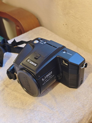 Canon S 1000F vintage camera