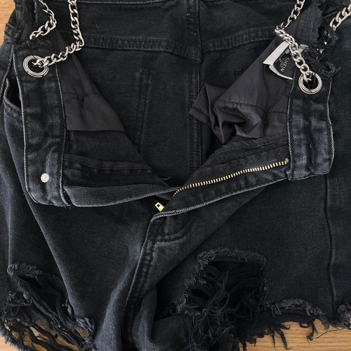 Shein black denim shorts like new with chain size S