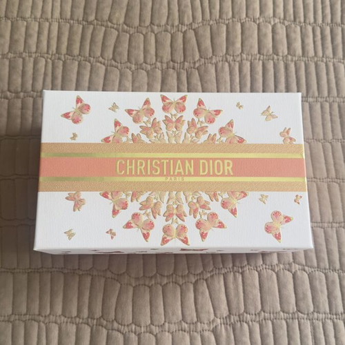 Dior box