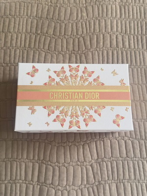Dior box