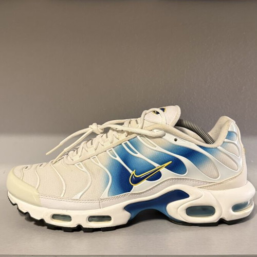 Nike Air Max Plus TN sneakers like new, size 45, white and blue