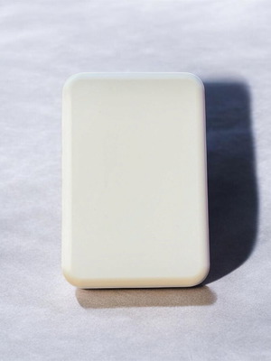 iPhone MagSafe wireless charger