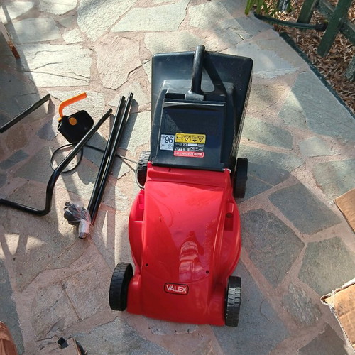 Electric lawn mower 1000watt new