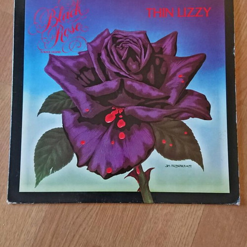 Thin Lizzy Black Rose LP like new, rock