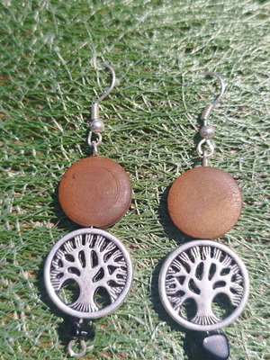 Tree of Life dangling earrings like new, gray and brown