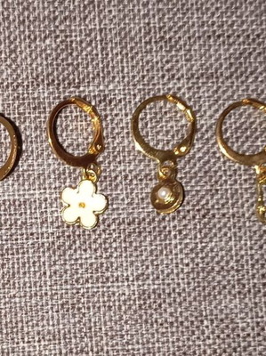Earrings like new, pack of 6 gold-colored