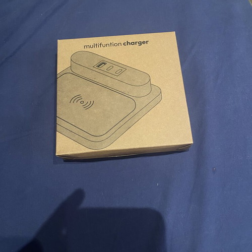 Multifunction Charger with Wireless Qi, USB and USB-C Ports, New