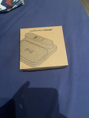 Multifunction Charger with Wireless Qi, USB and USB-C Ports, New