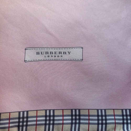 Burberry silk scarf like new, soft pink 55×55cm